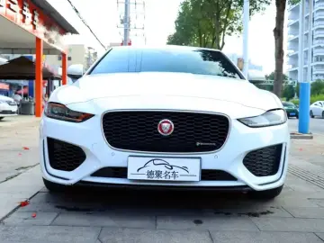 2020 Jaguar XE с пробегом 60 000 км