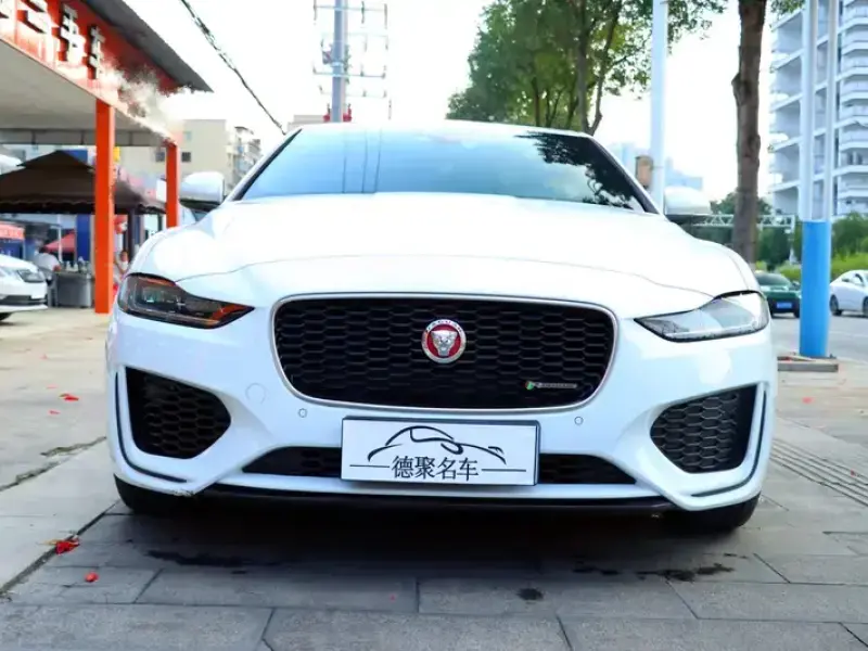 2020 Jaguar XE с пробегом 60 000 км