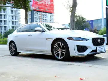 2020 Jaguar XE с пробегом 60 000 км