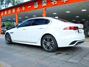 2020 Jaguar XE с пробегом 60 000 км