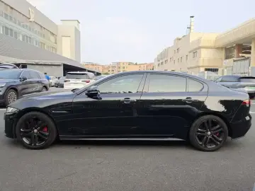 2021 Jaguar XE с пробегом 57 000 км