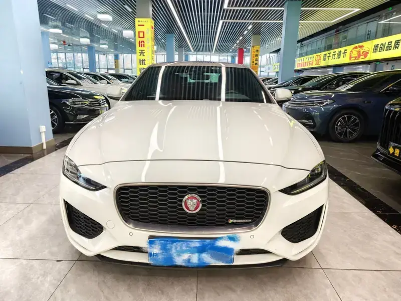 2021 Jaguar XE с пробегом 69 000 км