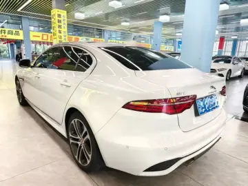2021 Jaguar XE с пробегом 69 000 км