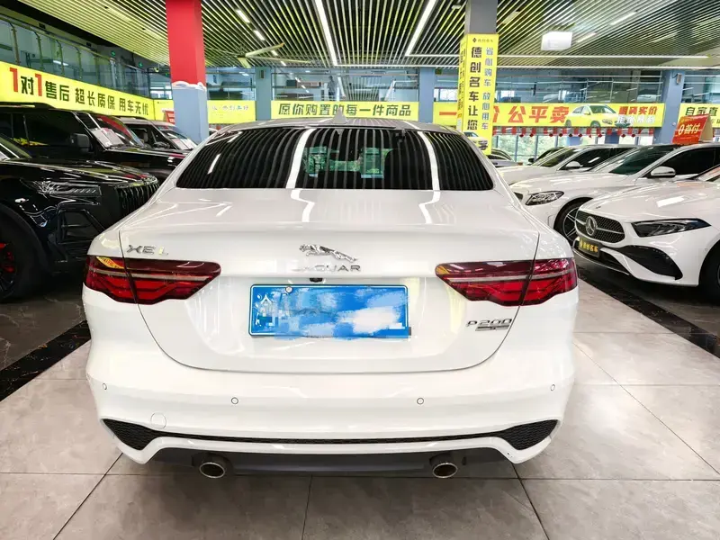 2021 Jaguar XE с пробегом 69 000 км