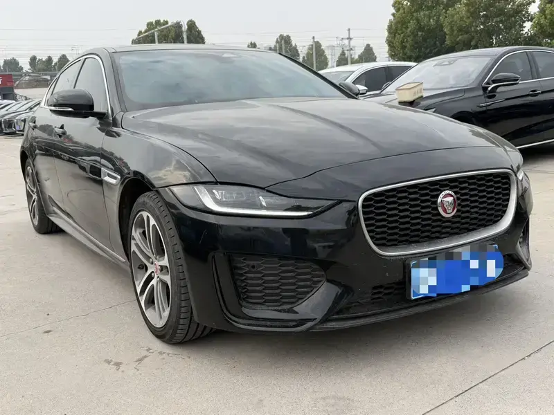 2024 Jaguar XE с пробегом 28 300 км
