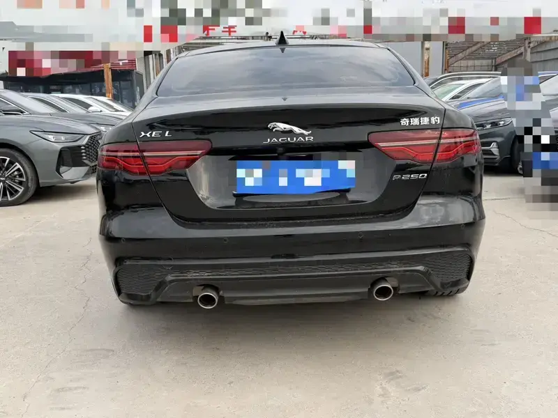 2024 Jaguar XE с пробегом 28 300 км