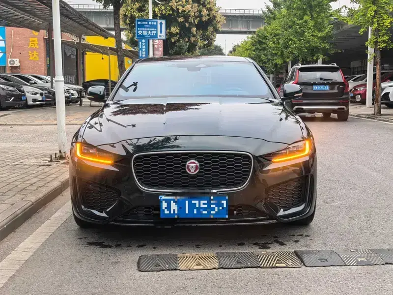 2024 Jaguar XE с пробегом 36 000 км