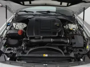 2020 Jaguar XE с пробегом 90 400 км