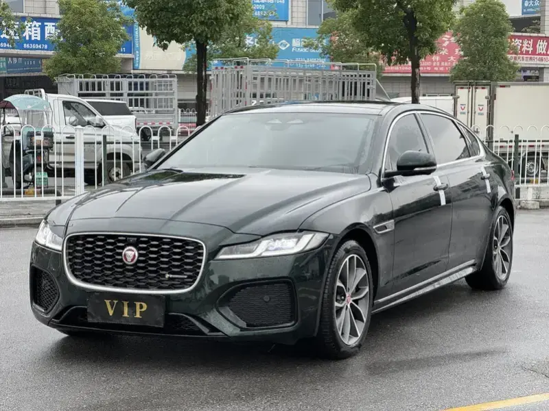2023 Jaguar XF с пробегом 61 000 км
