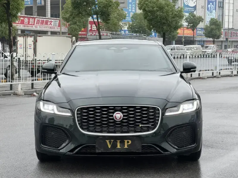 2023 Jaguar XF с пробегом 61 000 км