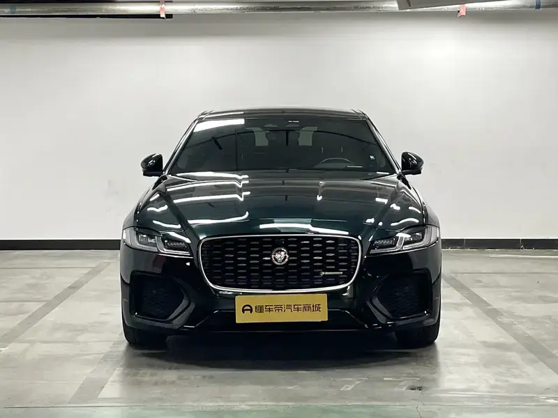 2022 Jaguar XF с пробегом 57 200 км