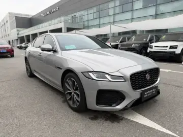 2023 Jaguar XF с пробегом 46 000 км