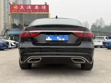2022 Jaguar XF с пробегом 32 000 км