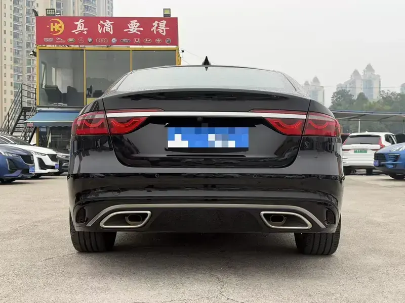 2022 Jaguar XF с пробегом 32 000 км