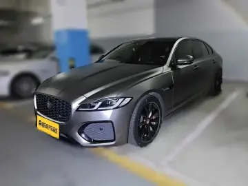 2022 Jaguar XF с пробегом 54 800 км