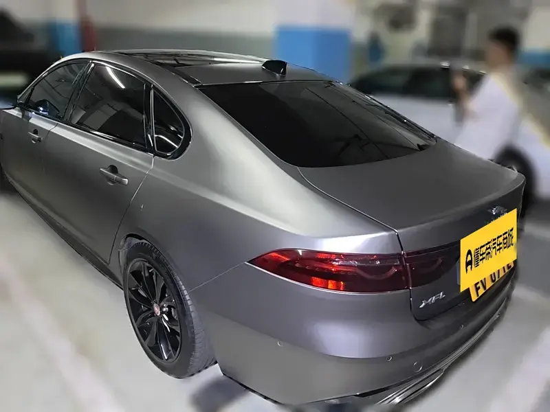 2022 Jaguar XF с пробегом 54 800 км