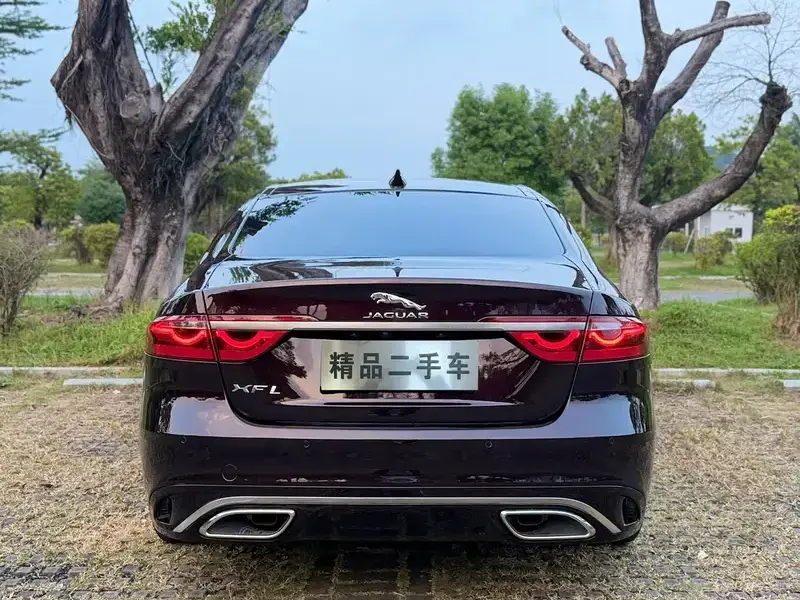 2021 Jaguar XF с пробегом 67 000 км