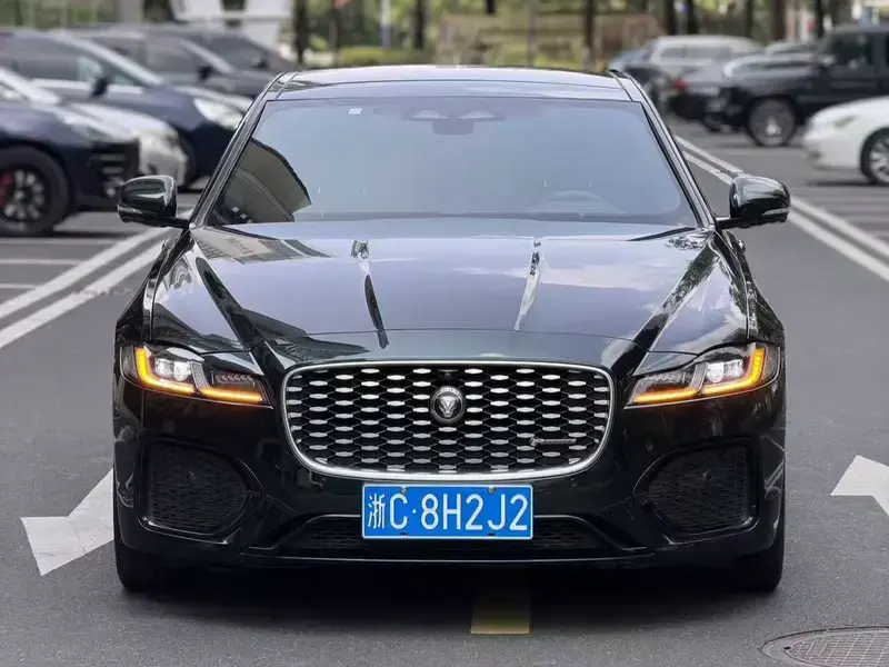 2022 Jaguar XF с пробегом 80 000 км