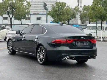 2023 Jaguar XF с пробегом 44 000 км