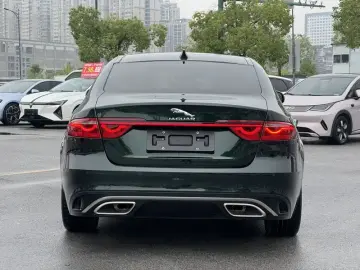 2023 Jaguar XF с пробегом 44 000 км