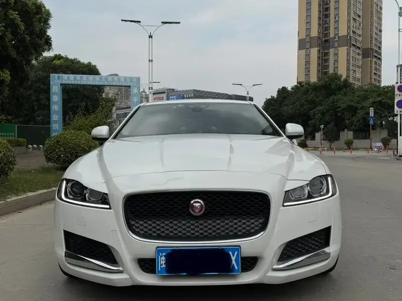 2020 Jaguar XF с пробегом 83 000 км
