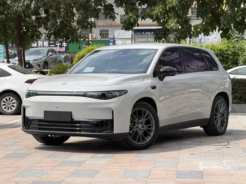 2024 Leapmotor C10 с пробегом 62 000 км