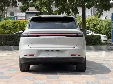 2024 Leapmotor C10 с пробегом 62 000 км
