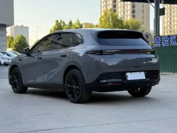 2026 Leapmotor B05 (Lafa 5) с пробегом 7 000 км