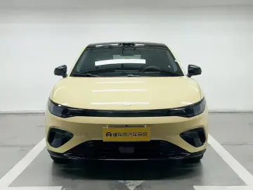 2026 Leapmotor B05 (Lafa 5) с пробегом 6 000 км