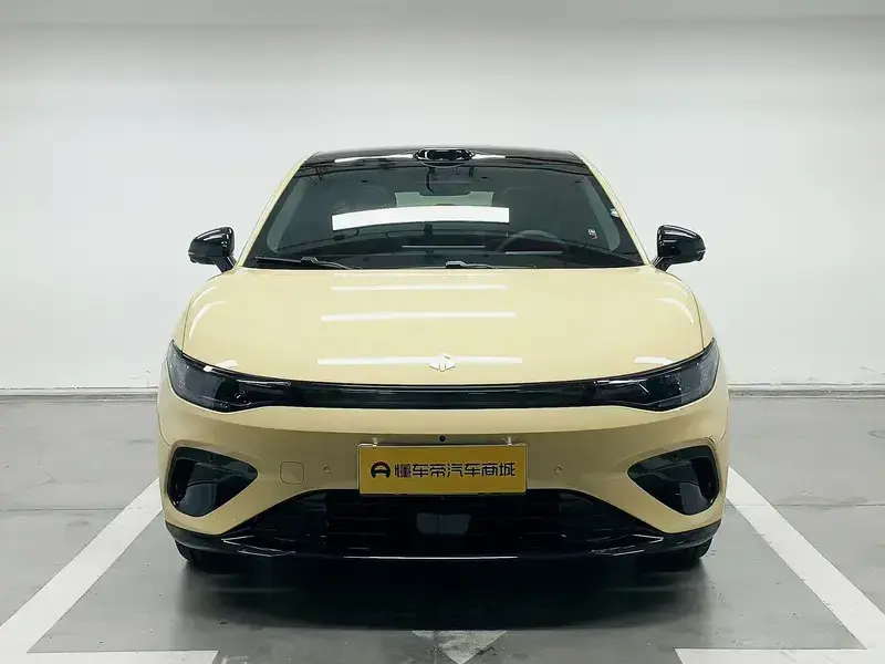2026 Leapmotor B05 (Lafa 5) с пробегом 6 000 км