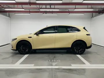 2026 Leapmotor B05 (Lafa 5) с пробегом 6 000 км