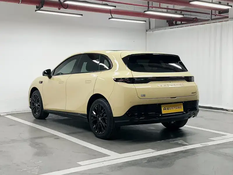 2026 Leapmotor B05 (Lafa 5) с пробегом 6 000 км