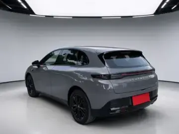 2026 Leapmotor B05 (Lafa 5) с пробегом 9 000 км