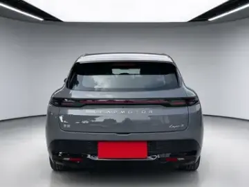 2026 Leapmotor B05 (Lafa 5) с пробегом 9 000 км