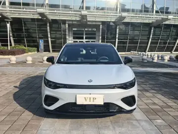 2026 Leapmotor B05 (Lafa 5) с пробегом 4 500 км