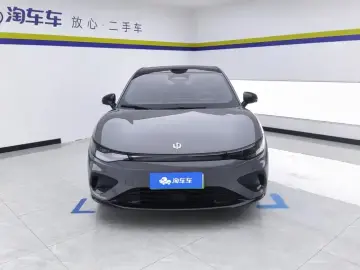 2026 Leapmotor B05 (Lafa 5) с пробегом 26 000 км