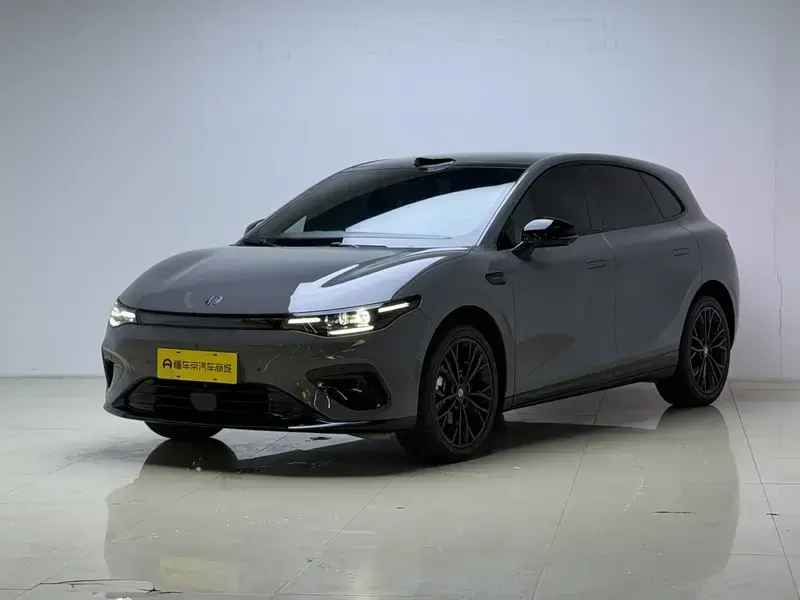 2026 Leapmotor B05 (Lafa 5) с пробегом 8 400 км