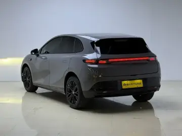2026 Leapmotor B05 (Lafa 5) с пробегом 8 400 км