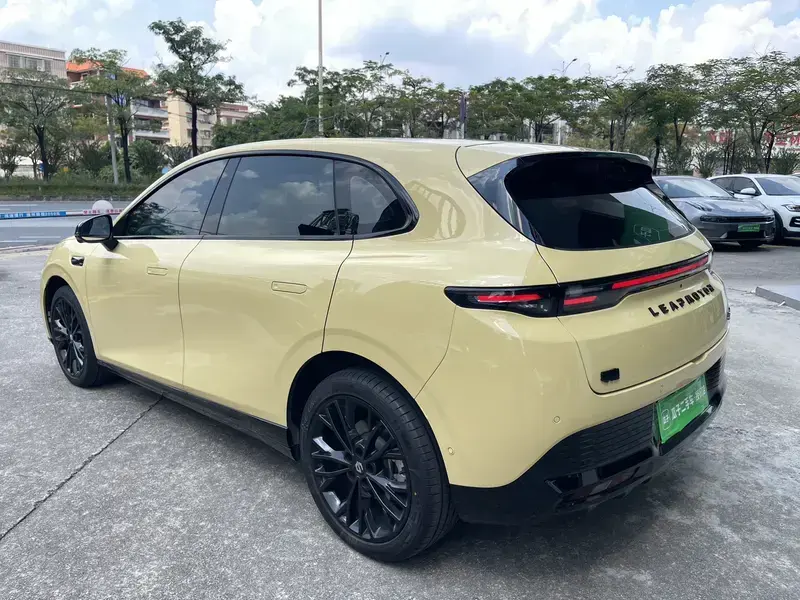 2026 Leapmotor B05 (Lafa 5) с пробегом 6 000 км