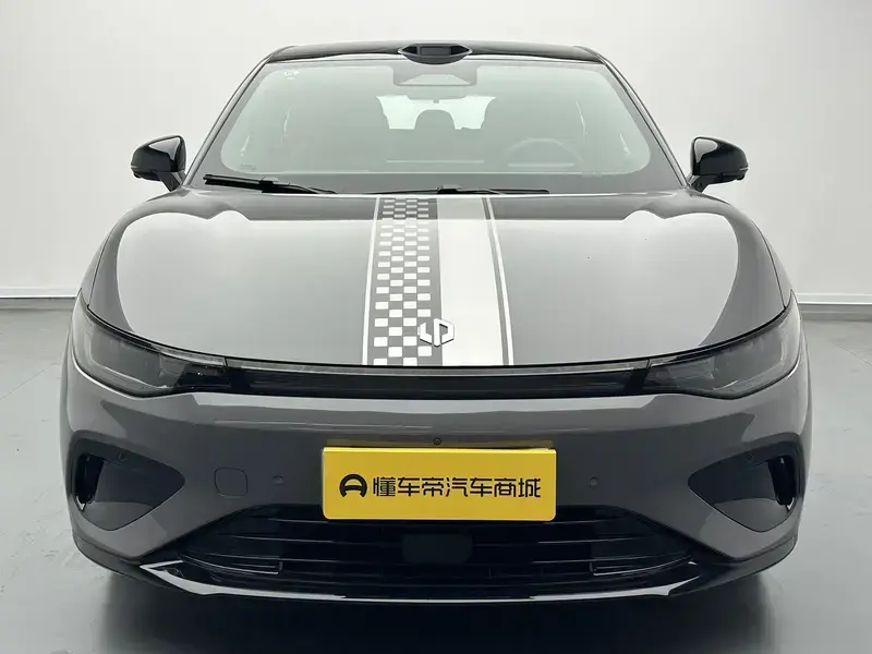 2026 Leapmotor B05 (Lafa 5) с пробегом 13 000 км