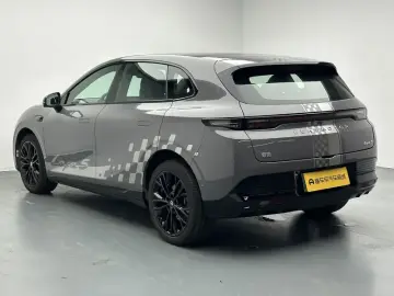 2026 Leapmotor B05 (Lafa 5) с пробегом 13 000 км