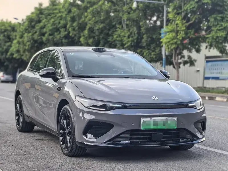 2026 Leapmotor B05 (Lafa 5) с пробегом 8 000 км