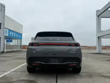 2026 Leapmotor B05 (Lafa 5) с пробегом 13 000 км