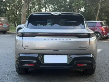 2026 Leapmotor B05 (Lafa 5) с пробегом 1 000 км