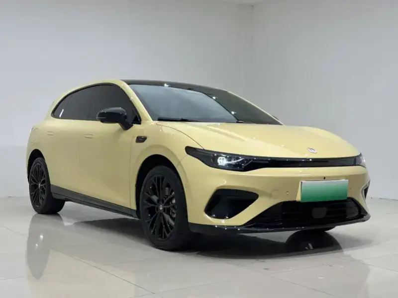 2026 Leapmotor B05 (Lafa 5) с пробегом 15 800 км