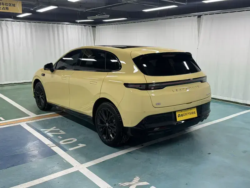 2026 Leapmotor B05 (Lafa 5) с пробегом 1 600 км