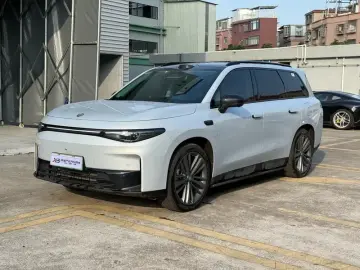 Leapmotor C16
