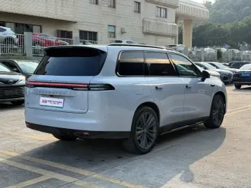 2026 Leapmotor C16 с пробегом 12 000 км