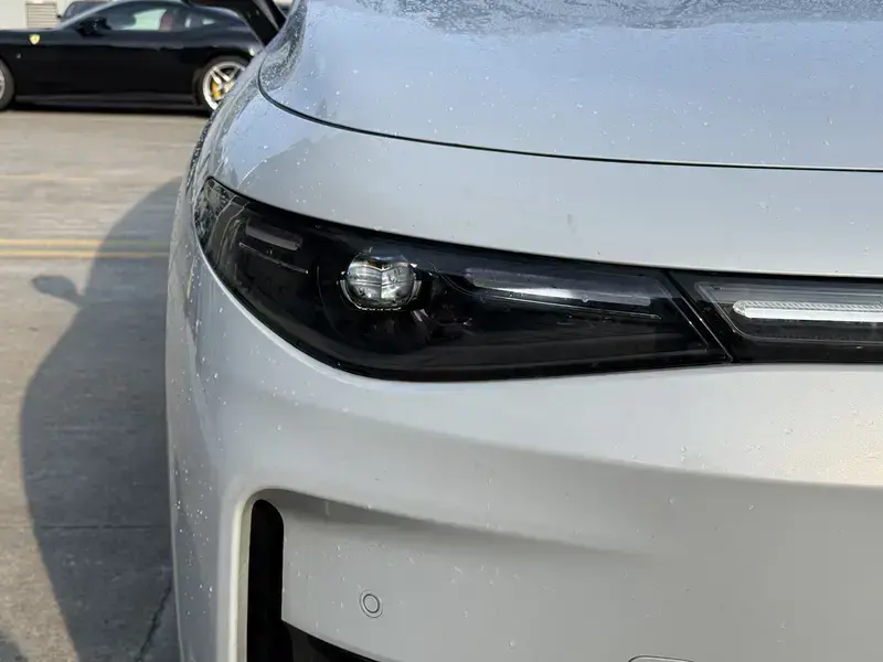 2026 Leapmotor C16 с пробегом 12 000 км