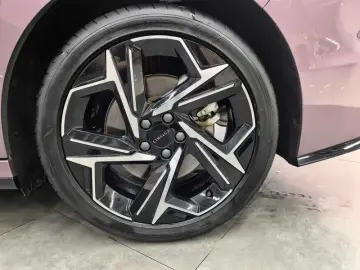 2026 Lynk & Co 07 с пробегом 5 000 км